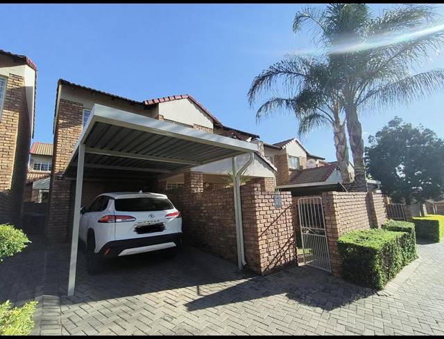 3 BEDROOM DUPLEX FOR SALE IN CELTISDAL